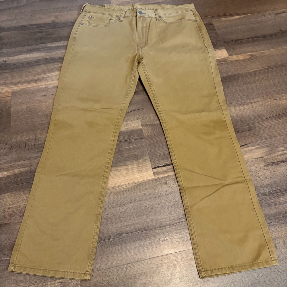 Mens Levi's 514 Straight Leg Khakis Size 38W x 32L